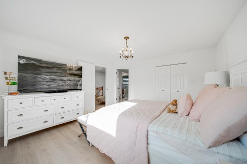 22683 Fraserbank Crescent, Richmond, BC 