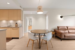 225-9213 Odlin Road  Richmond, BC V6X 0V5