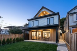 2-3576 Pender Street E Vancouver, BC V5K 2E3