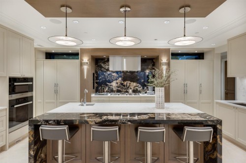 1525 Vinson Creek Road, West Vancouver, BC 