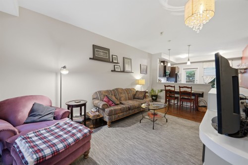 117-2108 Rowland Street, Port Coquitlam, BC 