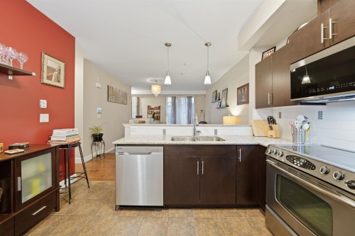 117-2108 Rowland Street, Port Coquitlam, BC 