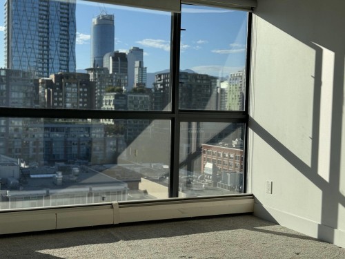 1177 Pacific Blvd, Vancouver, BC 