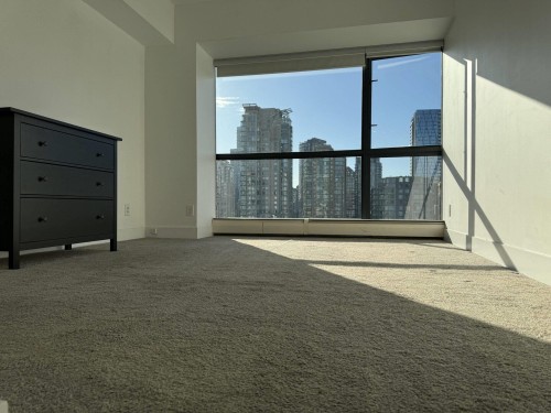 1177 Pacific Blvd, Vancouver, BC 