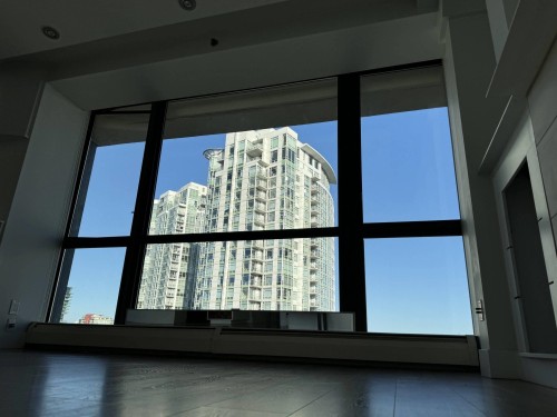 1177 Pacific Blvd, Vancouver, BC 