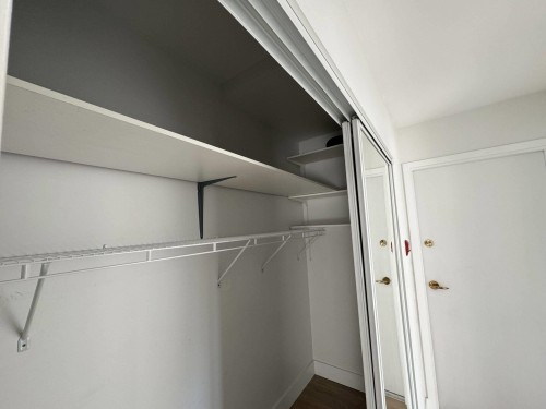 1177 Pacific Blvd, Vancouver, BC 