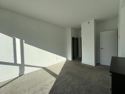 1177 Pacific Blvd, Vancouver, BC 