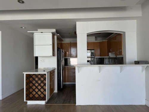 1177 Pacific Blvd, Vancouver, BC 