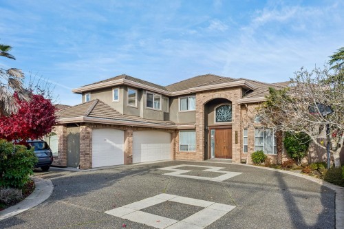 4111 Blundell Road  Richmond, BC V7C 1G7