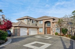 4111 Blundell Road  Richmond, BC V7C 1G7
