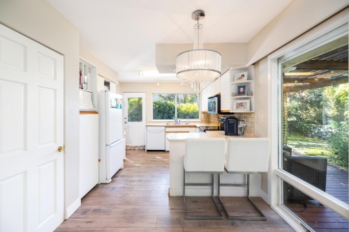 4110 Burkeridge Place, West Vancouver, BC 