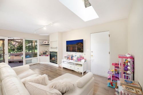 4110 Burkeridge Place, West Vancouver, BC 