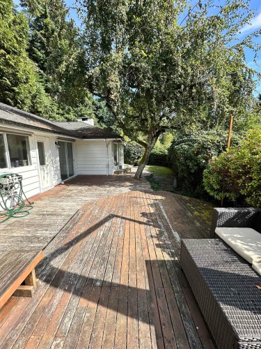 4110 Burkeridge Place, West Vancouver, BC 