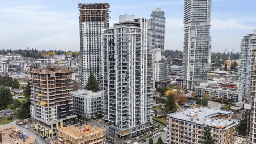 2010-626 Claremont Street  Coquitlam, BC V3J 3T4