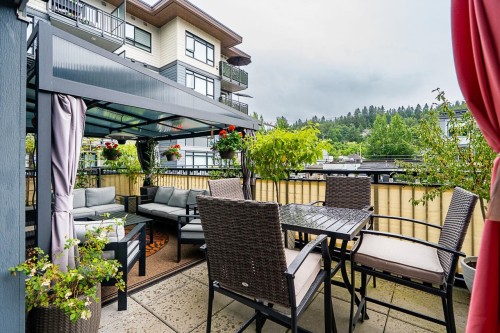 221-2525 Clarke Street, Port Moody, BC 