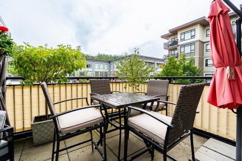 221-2525 Clarke Street, Port Moody, BC 