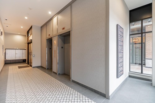 221-2525 Clarke Street, Port Moody, BC 