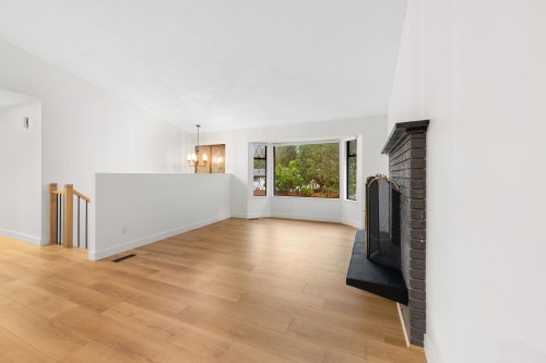 1777 Caledonia Avenue, North Vancouver, BC 