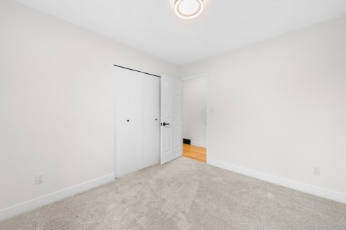 1777 Caledonia Avenue, North Vancouver, BC 