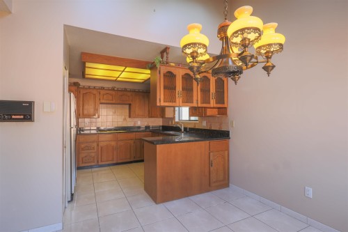 879 62Nd Avenue W, Vancouver, BC 