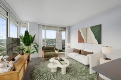 1701-2388 Madison Avenue  Burnaby, BC V5C 0K8