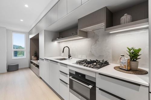 509-2015 St. Johns Street, Port Moody, BC 