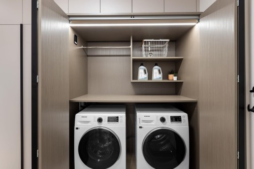 509-2015 St. Johns Street, Port Moody, BC 