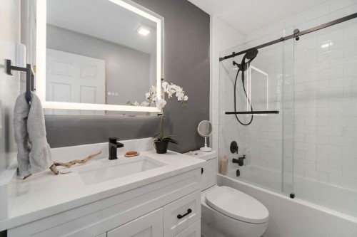 410-301 Maude Road, Port Moody, BC 