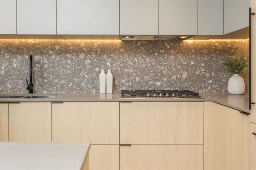 Ph521-2471 St George Street, Vancouver, BC 