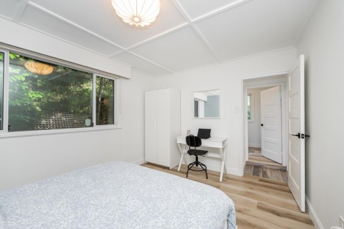 3245 Travers Avenue, West Vancouver, BC 