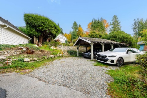 3245 Travers Avenue, West Vancouver, BC 