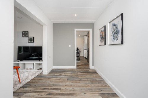 3245 Travers Avenue, West Vancouver, BC 