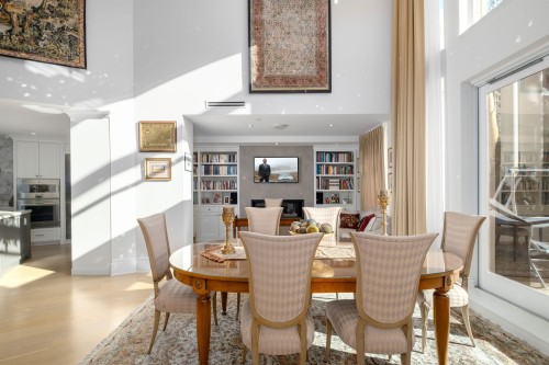 1258 Richards Street, Vancouver, BC 