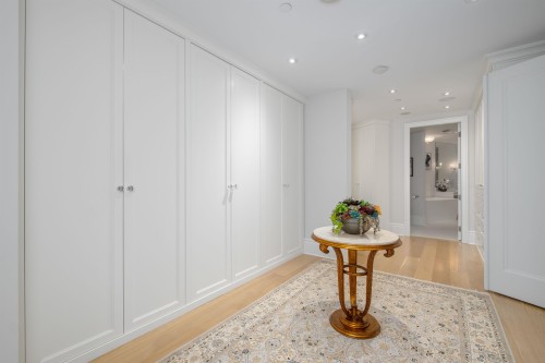 1258 Richards Street, Vancouver, BC 