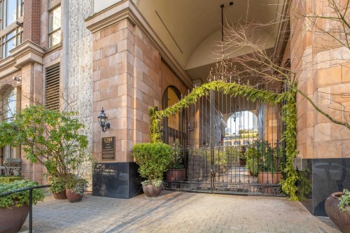 1258 Richards Street, Vancouver, BC 