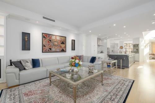 1258 Richards Street, Vancouver, BC 