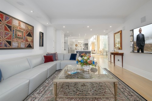 1258 Richards Street, Vancouver, BC 