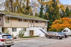 1958 Highview Place  Port Moody, BC V3H 1N5