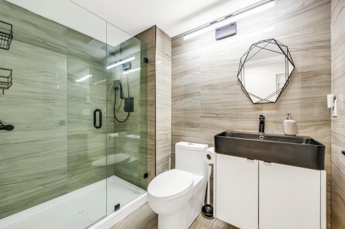 213-3038 Kent Avenue South E, Vancouver, BC 