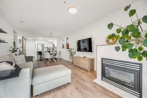 213-3038 Kent Avenue South E, Vancouver, BC 