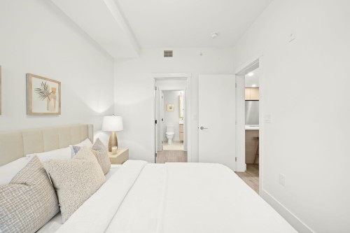 419-4788 Hastings Street, Burnaby, BC 