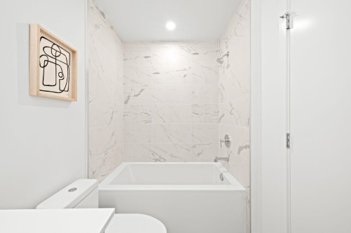 419-4788 Hastings Street, Burnaby, BC 