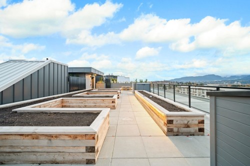 419-4788 Hastings Street, Burnaby, BC 