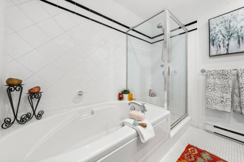 314-170 1St Street W, North Vancouver, BC 