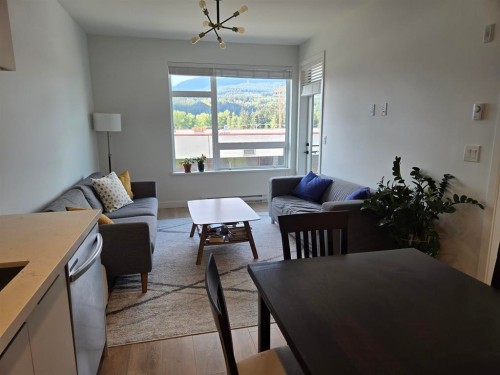 403-3018 St George Street, Port Moody, BC 