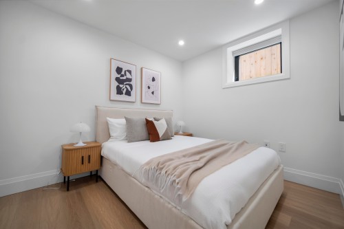 3940 24Th Avenue W, Vancouver, BC 