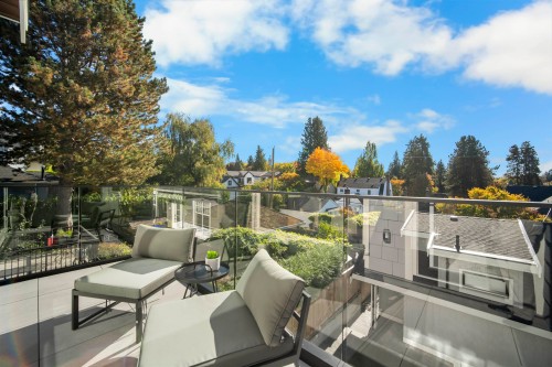 3940 24Th Avenue W, Vancouver, BC 