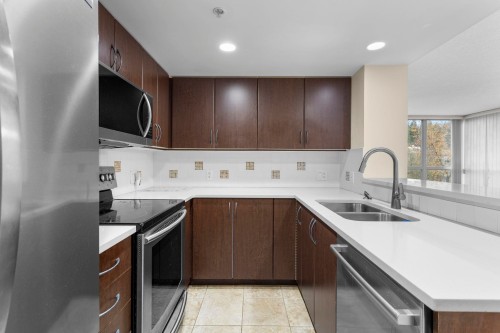 602-290 Newport Drive, Port Moody, BC 