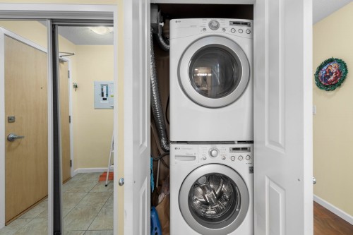 602-290 Newport Drive, Port Moody, BC 