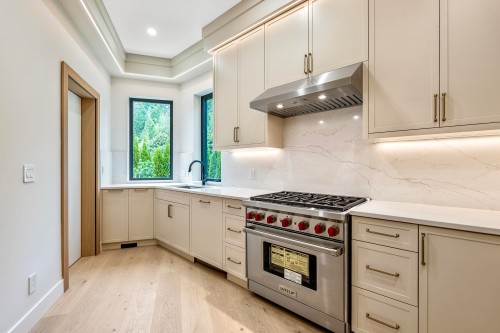 5773 Primrose Place, West Vancouver, BC 